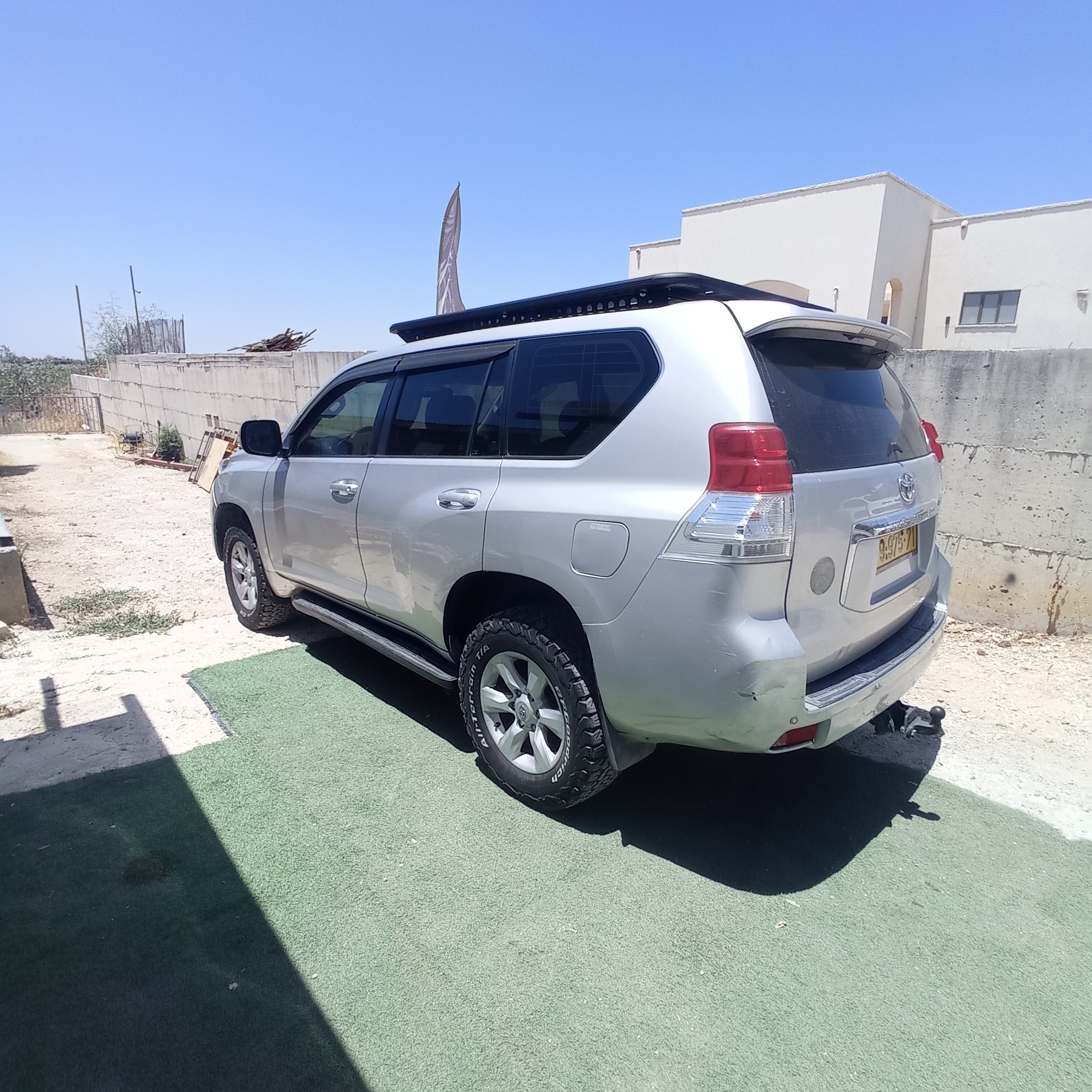 גגון אלומיניום שטוח מודולרי לטויוטה לנד קרוזר 150 ארוך – תמונה 5