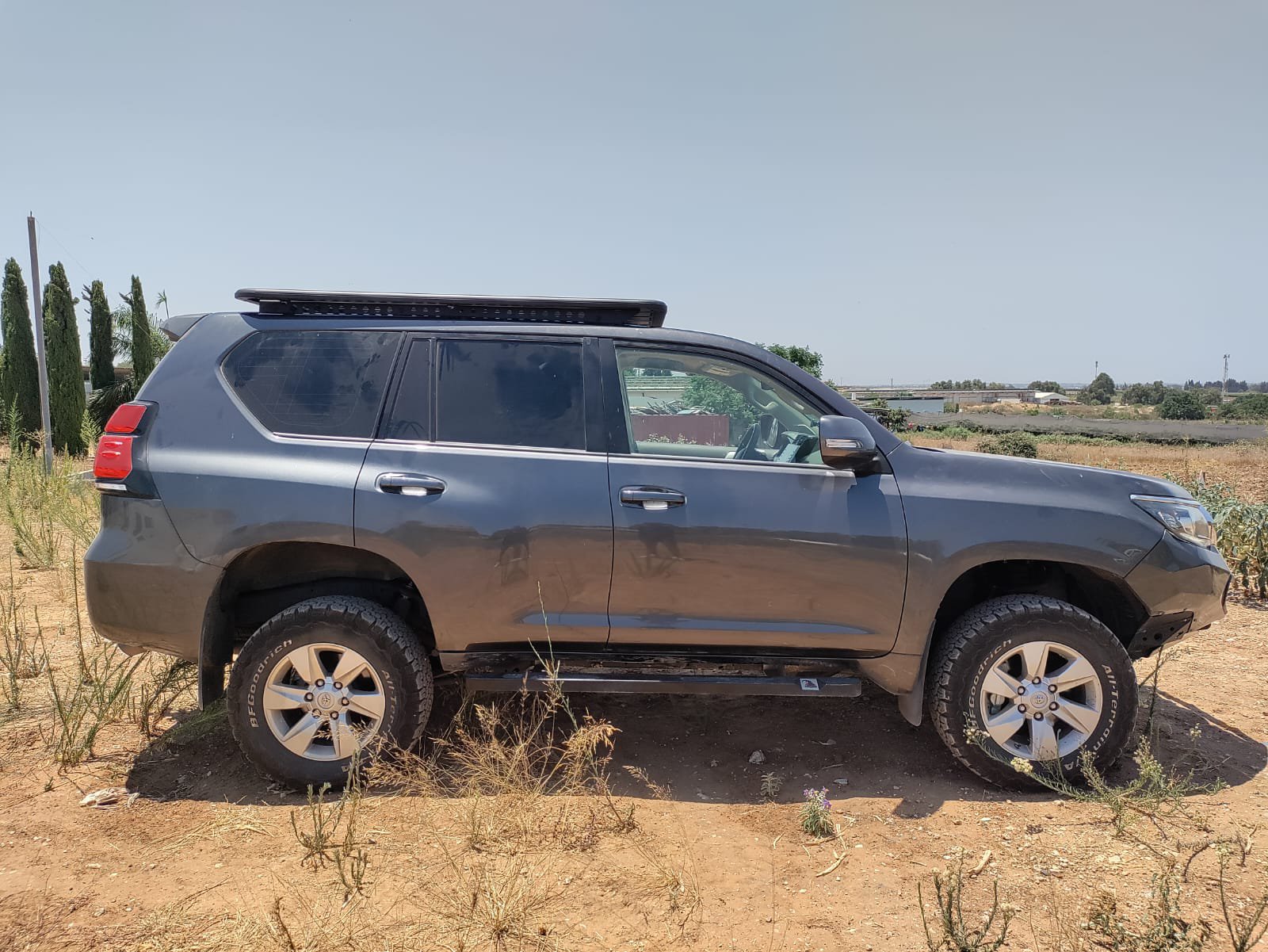 גגון אלומיניום שטוח מודולרי לטויוטה לנד קרוזר 150 ארוך